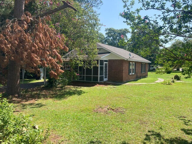 Photo - 326 N Elm St NW Unit 326 N Elm St B