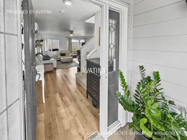 Building Photo - 94-1048-1048 Kanawao St