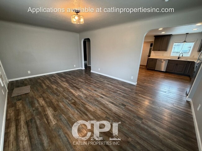 Photo - 2925 Field St