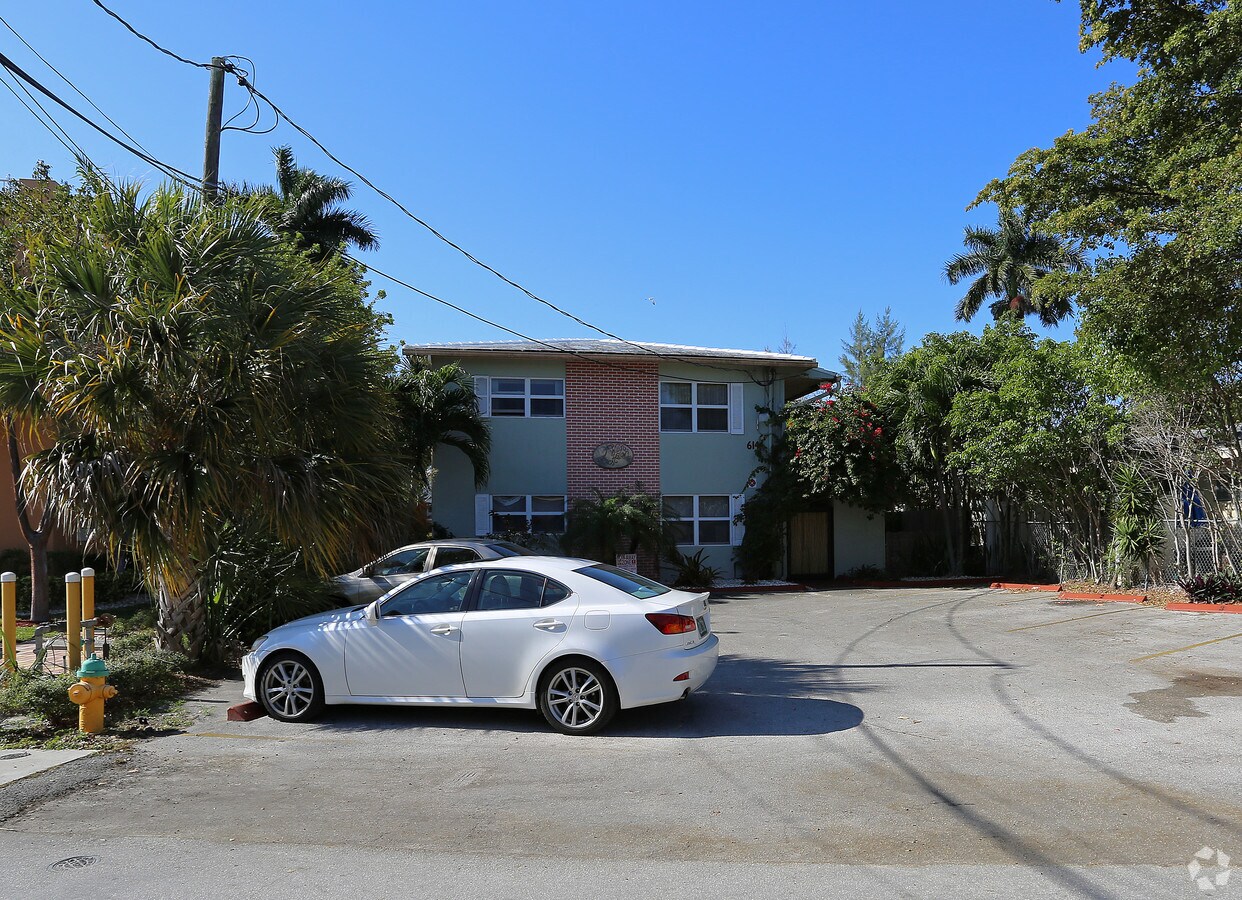 Photo - Wilton Hollow