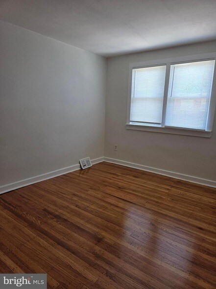 Photo - 1315 Harshaw Rd