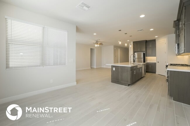 Photo - 6907 W Allen St