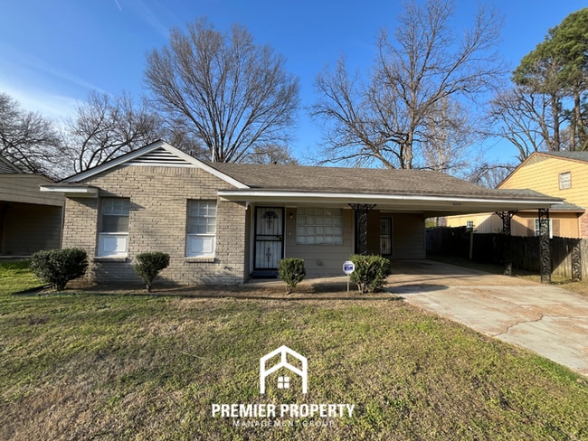 Building Photo - Spacious 3BR Home in 38118 | Hardwood Floors, Formal Dining & Large Fenced Yard