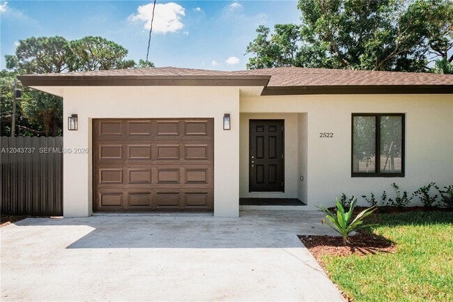 Photo - 2522 NW 9th Pl