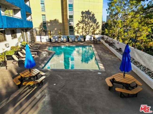 Photo - 10982 Roebling Ave Unit 423