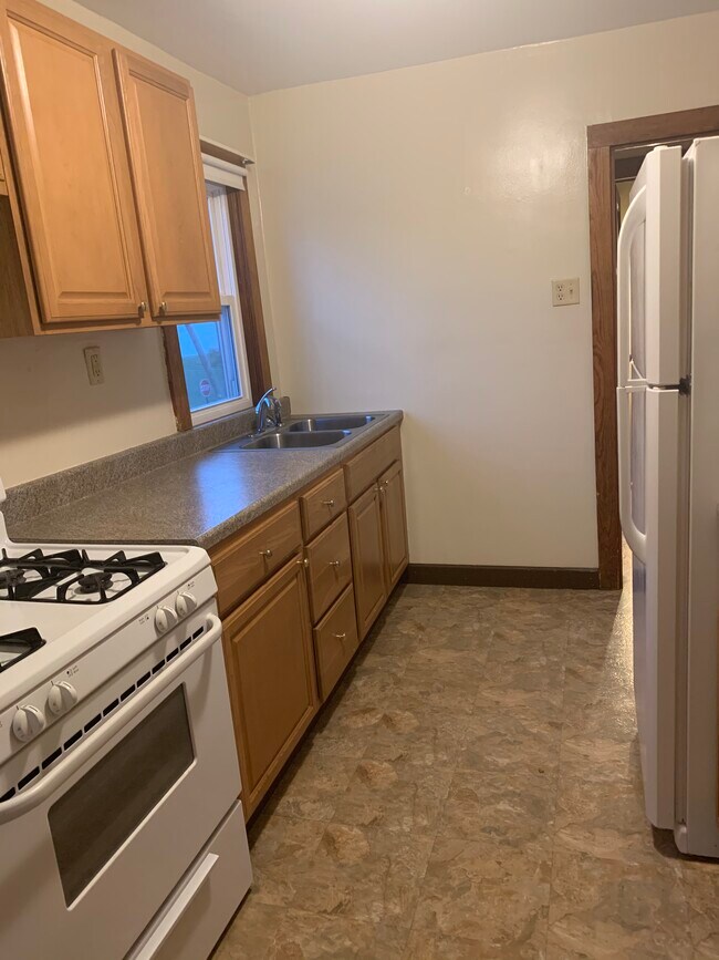 Photo - 224 Broad St Unit 3