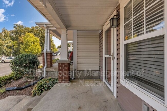 Photo - 656 Flintlock Ct