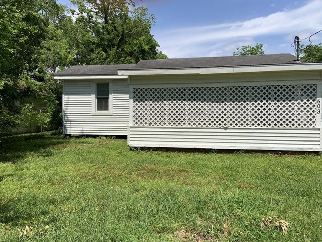 Building Photo - 603 Gulf St Rental