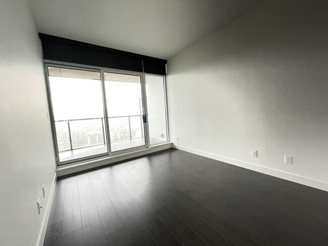 Photo - 1 bedroom in Burnaby BC V5C 0N1