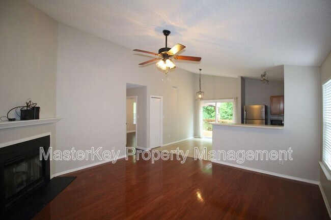 Photo - 132 Evening Star Dr