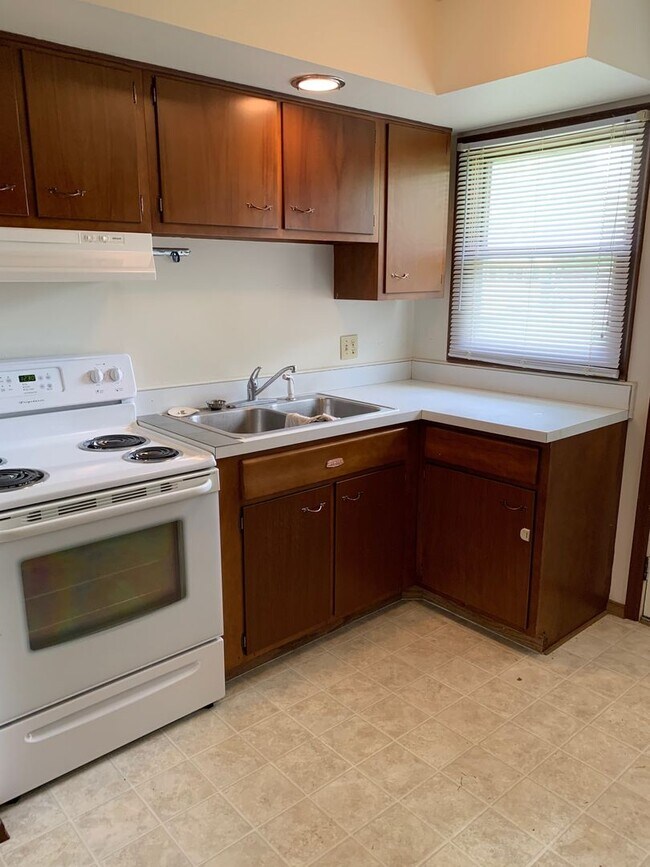 Photo - 404 W Plum St Unidad F