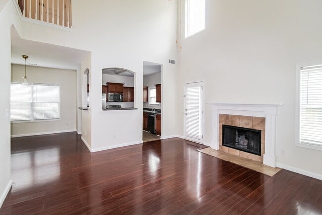 Photo - 6593 Silk Tree Pointe