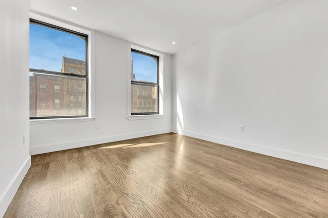 Photo - 261 Bowery Unidad 2A