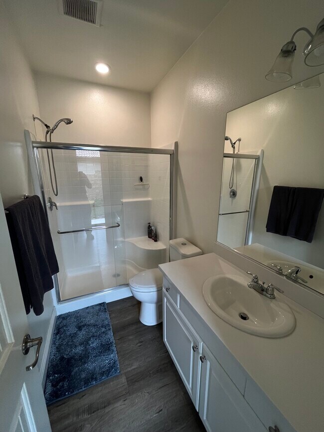 37556 River Oats Ln Unit All Utilities Included