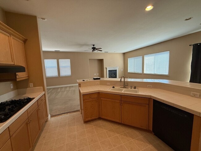 Photo - 10185 Porto Moniz Way