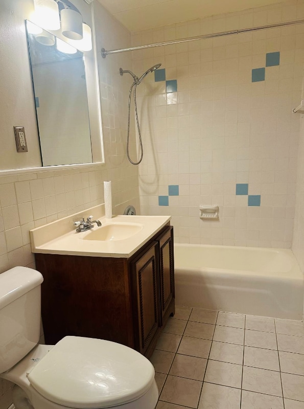 Photo - 23 McCormick Terrace Unit 33