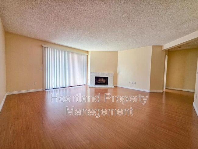 Photo - 1030 E Washington Ave Unit #119