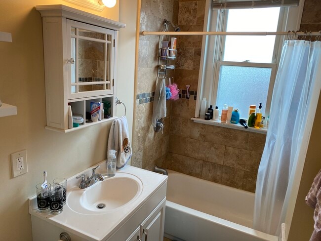 27 Saint Lukes Rd