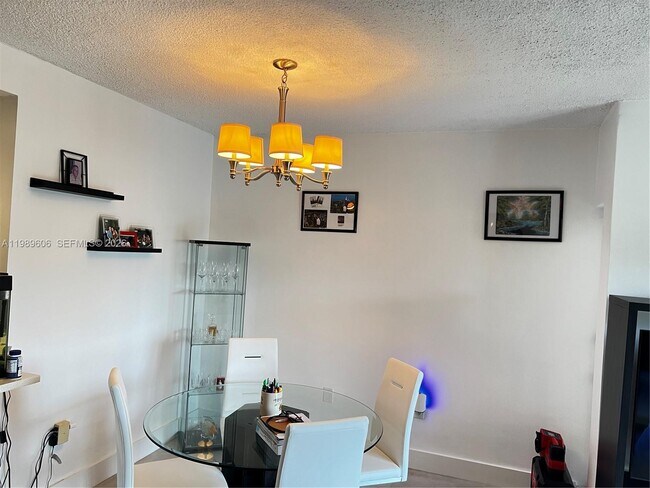 Photo - 9159 SW 77th Ave Unit 311