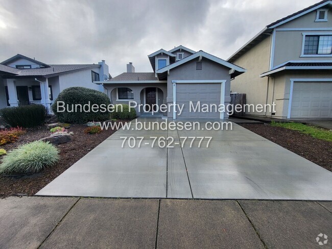 Building Photo - 962 Hacienda Cir Rental