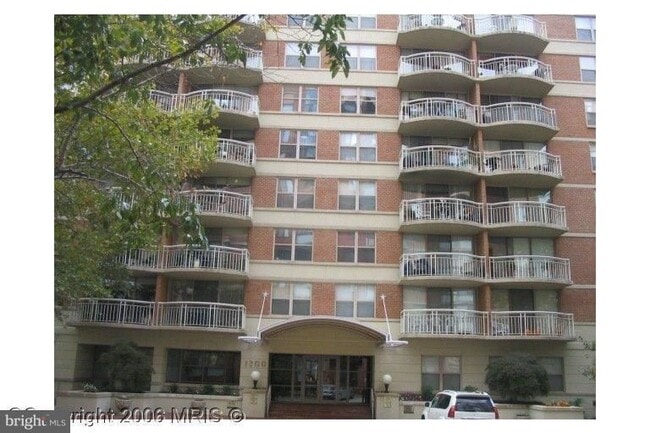 Building Photo - 1200 Braddock Pl