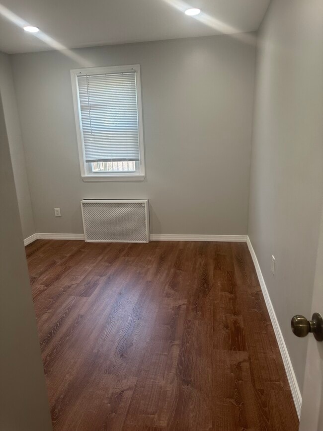 Photo - 206 Cambridge Ave Unit 206 Cambridge Avenue  1