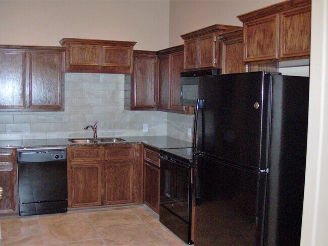 Photo - Beautiful 3bed/2bath Duplex near Clear Creek to Fort Hood!