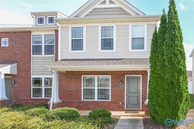 Building Photo - 412 Prom Dr SW