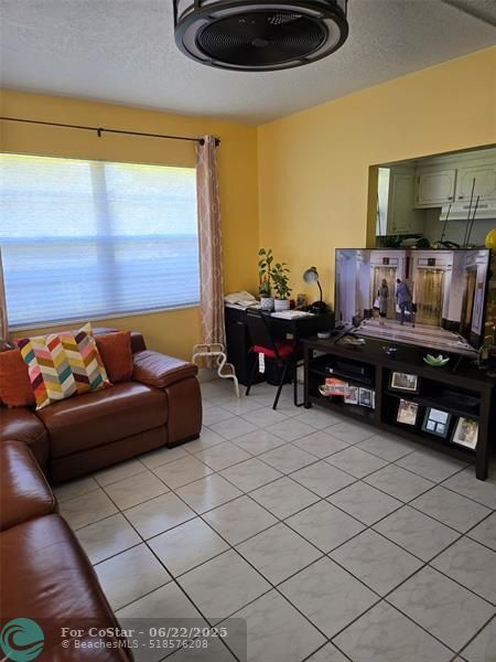 Photo - 21 Ventnor Dr