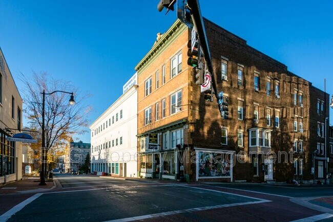 Photo - 95 N Main St Unit #404