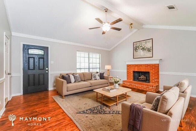 Photo - 195 Dogwood Cir