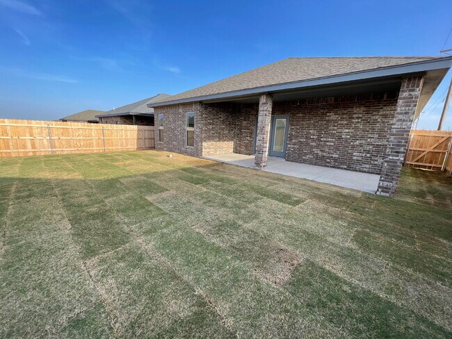 Photo - Recently Built 4/2/2 in Frenship ISD!