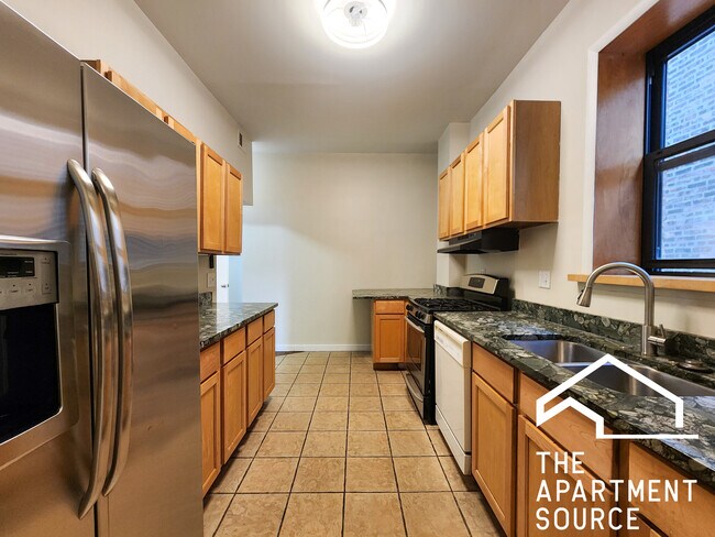 Photo - 4318 N Sheridan Rd Unit 2