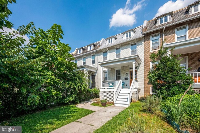 Photo - 4619 Georgia Ave NW Townhome