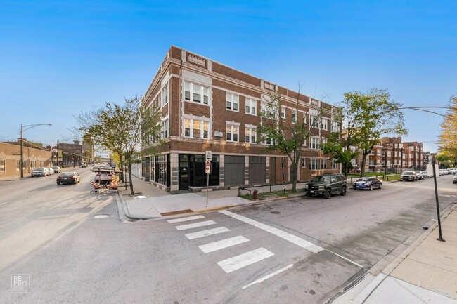 Building Photo - 7850 S Constance Ave Rental