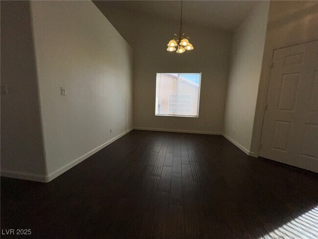 Photo - 7916 Thorne Pine Ave