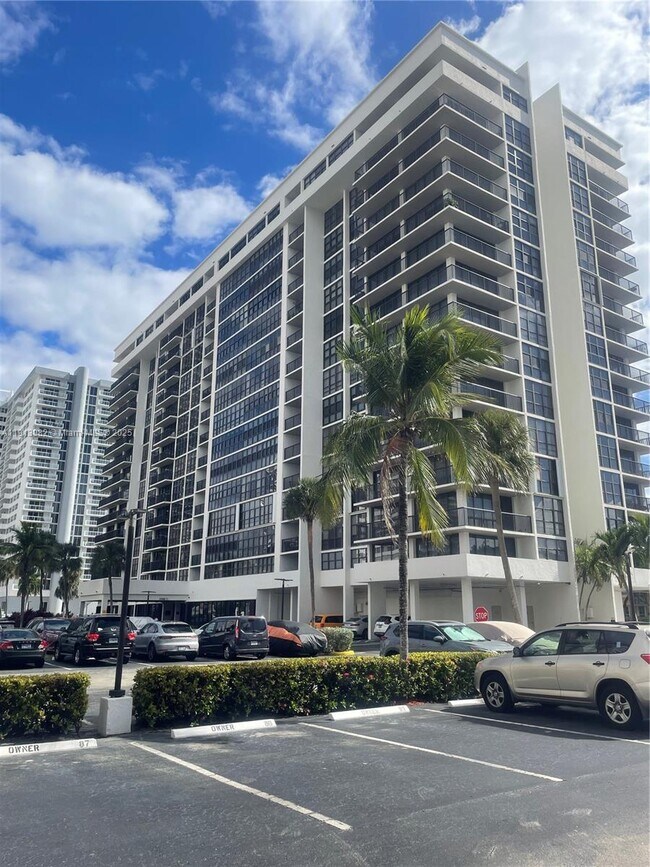 Photo - 2049 S Ocean Dr Apartment Unit 904