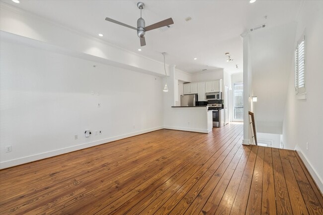 Photo - 100 McGowen St Unit A