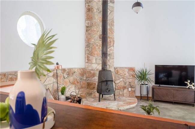 Photo - South Austin 4x2 Unique Home!