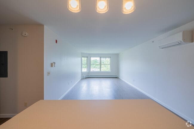 Unit 323-302 - 2BD, 2BA - 1081SF - Living Room