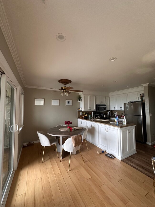 Photo - 2505 Miramar Ave Unidad #119