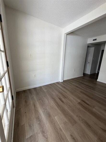 Photo - 209 W Emily St