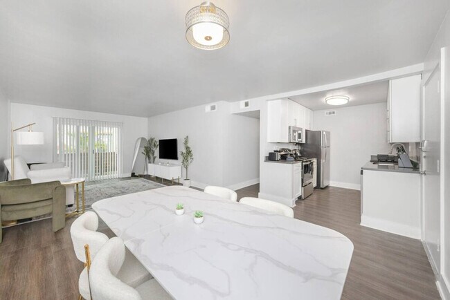Photo - 4301 W Cleveland St Unit SI ID1365975P