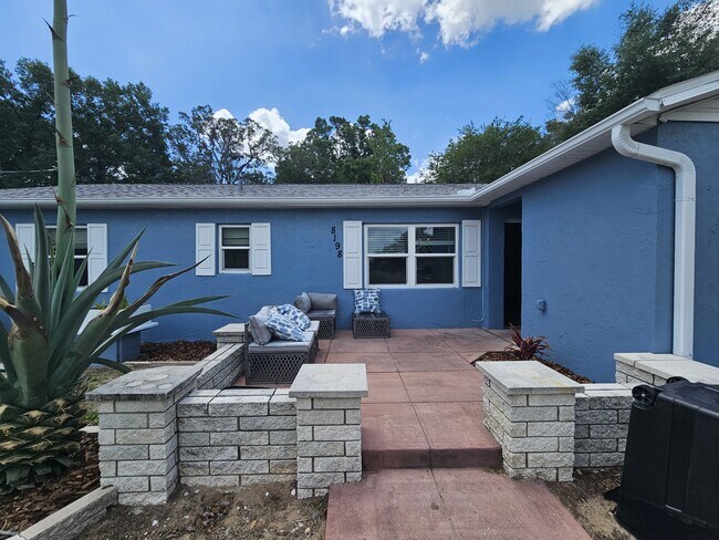 8198 SE 164th Pl
