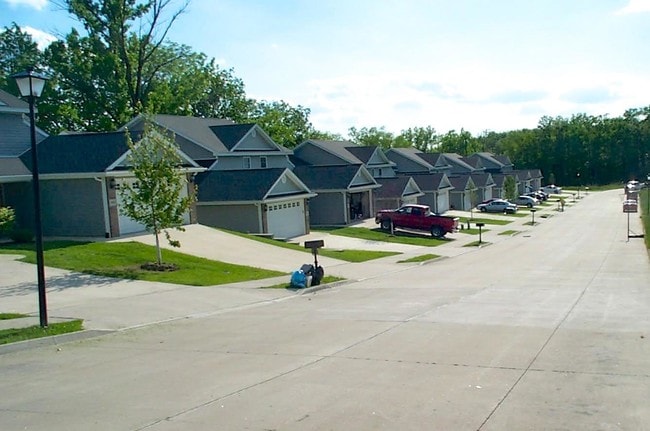 Beacon Ridge - Beacon Ridge Apartments
