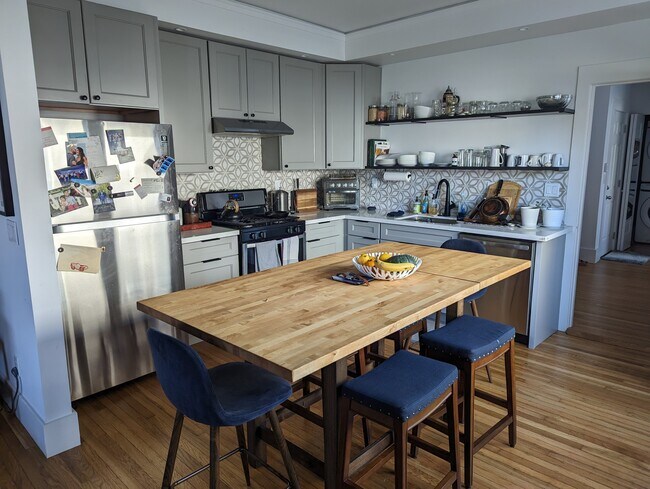 Photo - 4155 Webster St Unit 4155