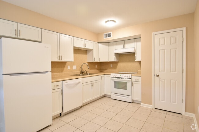 Building Photo - 3012 12th St Rental