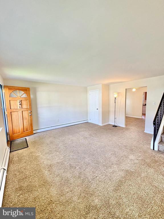 Photo - 241 E 10th Ave