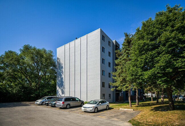 Photo - 19-21 Dalegrove Dr