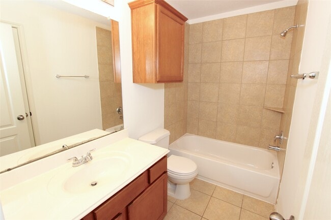 Photo - 2002 Lansing Cove Dr